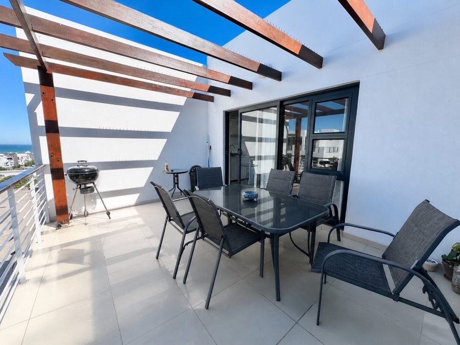 To Let 2 Bedroom Property for Rent in Big Bay Western Cape